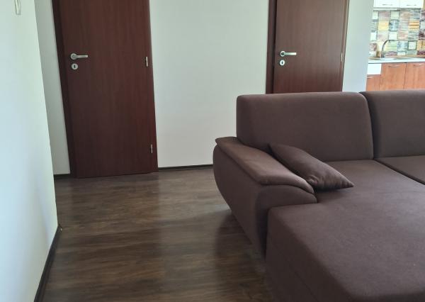 Predaj 2-izbový byt Žilina-Bulvár -veľká loggia+ balkón