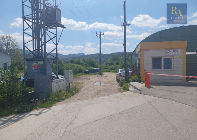 Predaj podielov na pozemkoch Hliník nad Váhom - fotografia 2