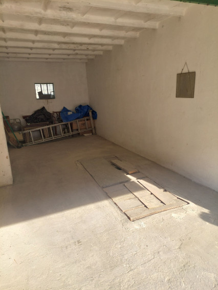 Predaj garáže s pozemkom staré mesto - fotografia 2