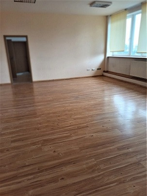 Prenájom kancelárií o výmere 20 m2 a 40 m2 - fotografia 1