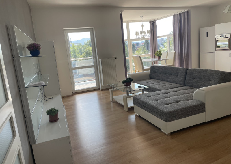 PRENÁJOM 3 - IZBOVÝ BYT S PARKOVANÍM V EURO HOME - fotografia 3