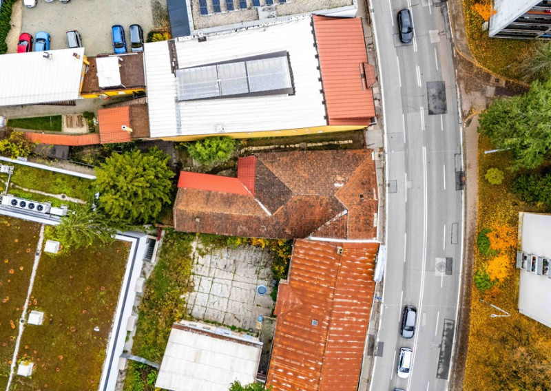Predaj domu Žilina centrum - vhodný na komerčné využitie - fotografia 3